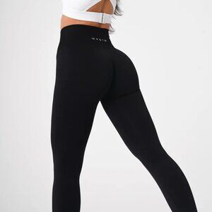 NVGTN Black Solid Seamless Leggings